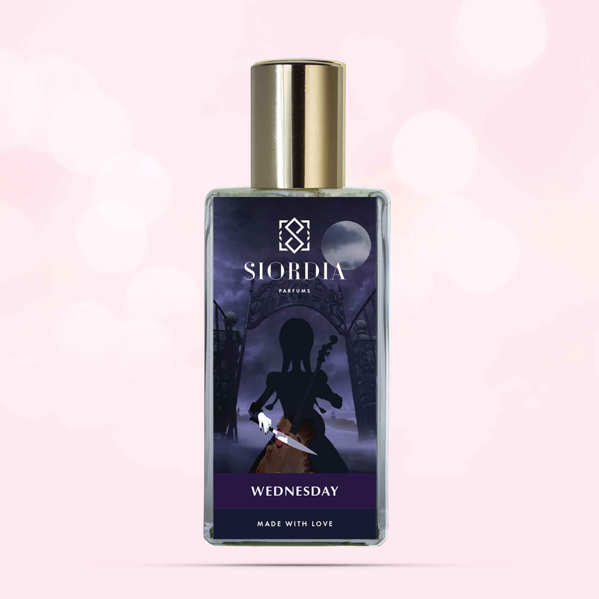 Флакон парфюма Уэнсдей от Siordia Parfums, готический аромат с ежевикой, фиалками и сырой землёй